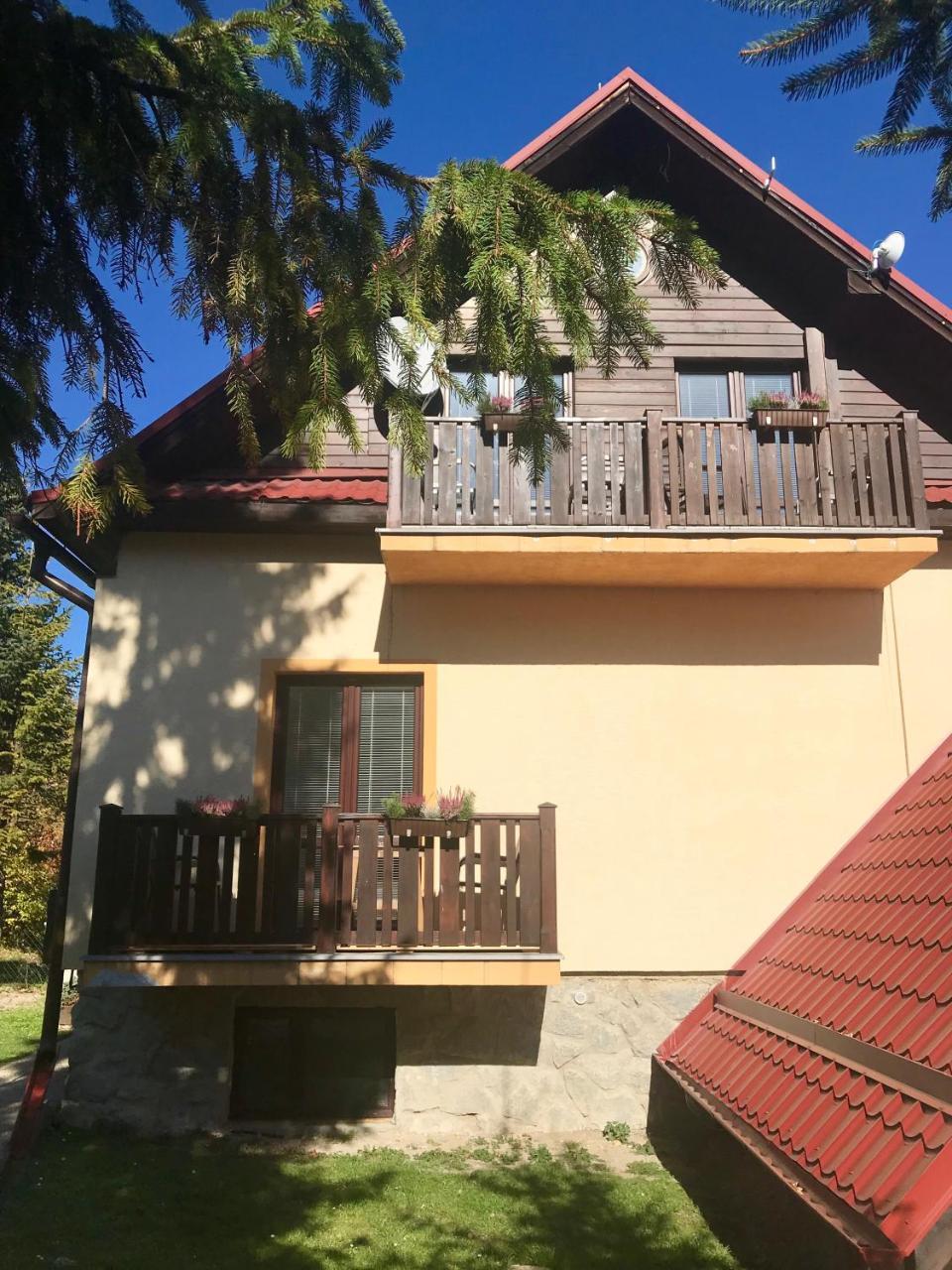 Vila Bellis Tatranská Lomnica Exteriör bild